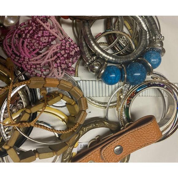 Vintage To Now Bracelet Lot B 2 Pounds - Picture 7 of 8